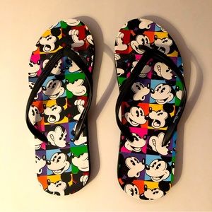 Disneyland Parks Mickey Mouse flip flops